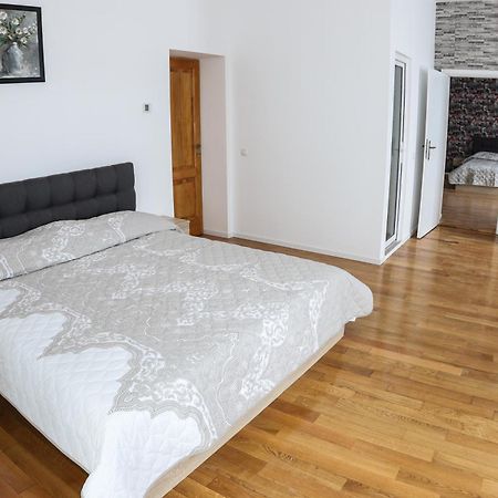 Floasiu Residence Guesthouse 시비우 외부 사진