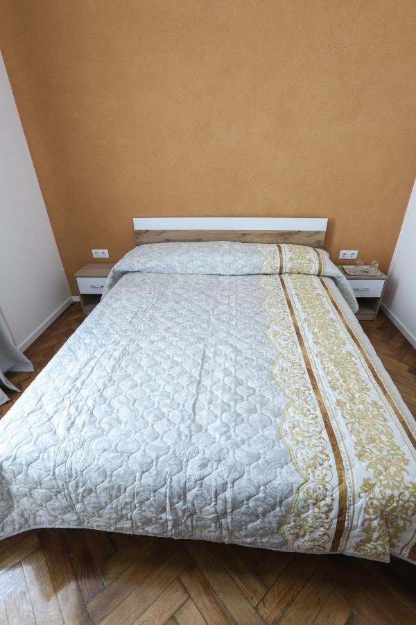 Floasiu Residence Guesthouse 시비우 외부 사진